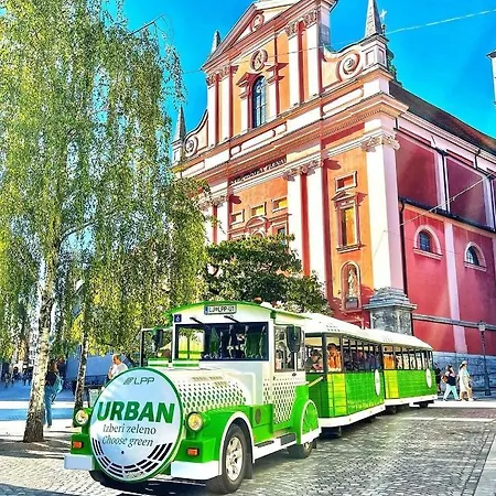 , 150m From Preseren Square Любляна