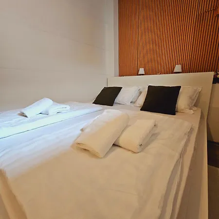 Center Budget Apartma