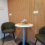 , 150m From Preseren Square アパート *