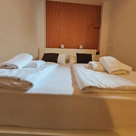 Center Budget * Ljubljana